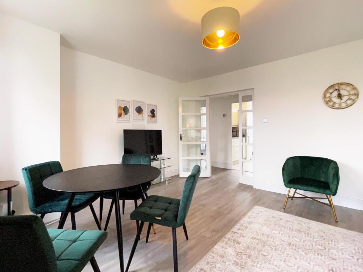 Sophie Place In Vauxhall - 3 Double Beds, 1 Sofa Bed, Spacious Londra Esterno foto