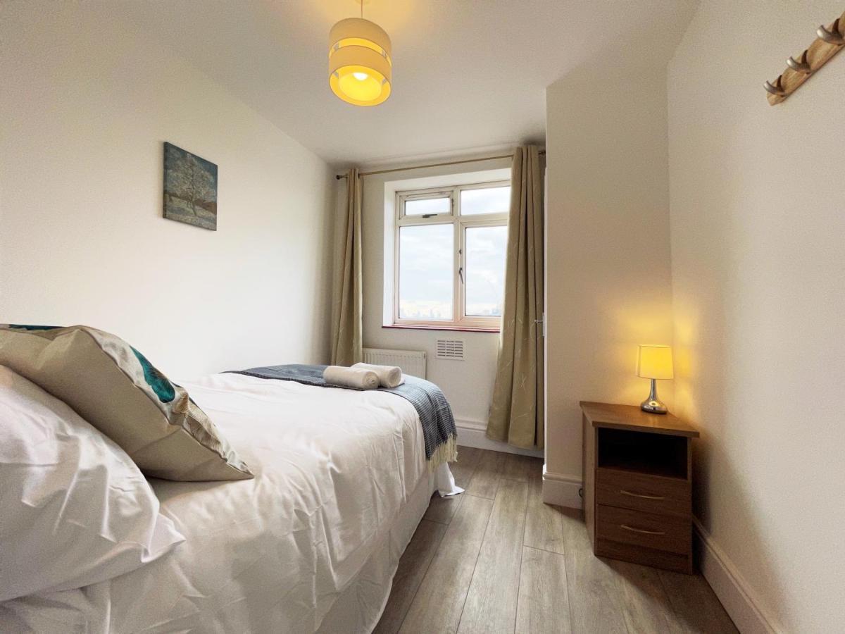 Sophie Place In Vauxhall - 3 Double Beds, 1 Sofa Bed, Spacious Londra Esterno foto