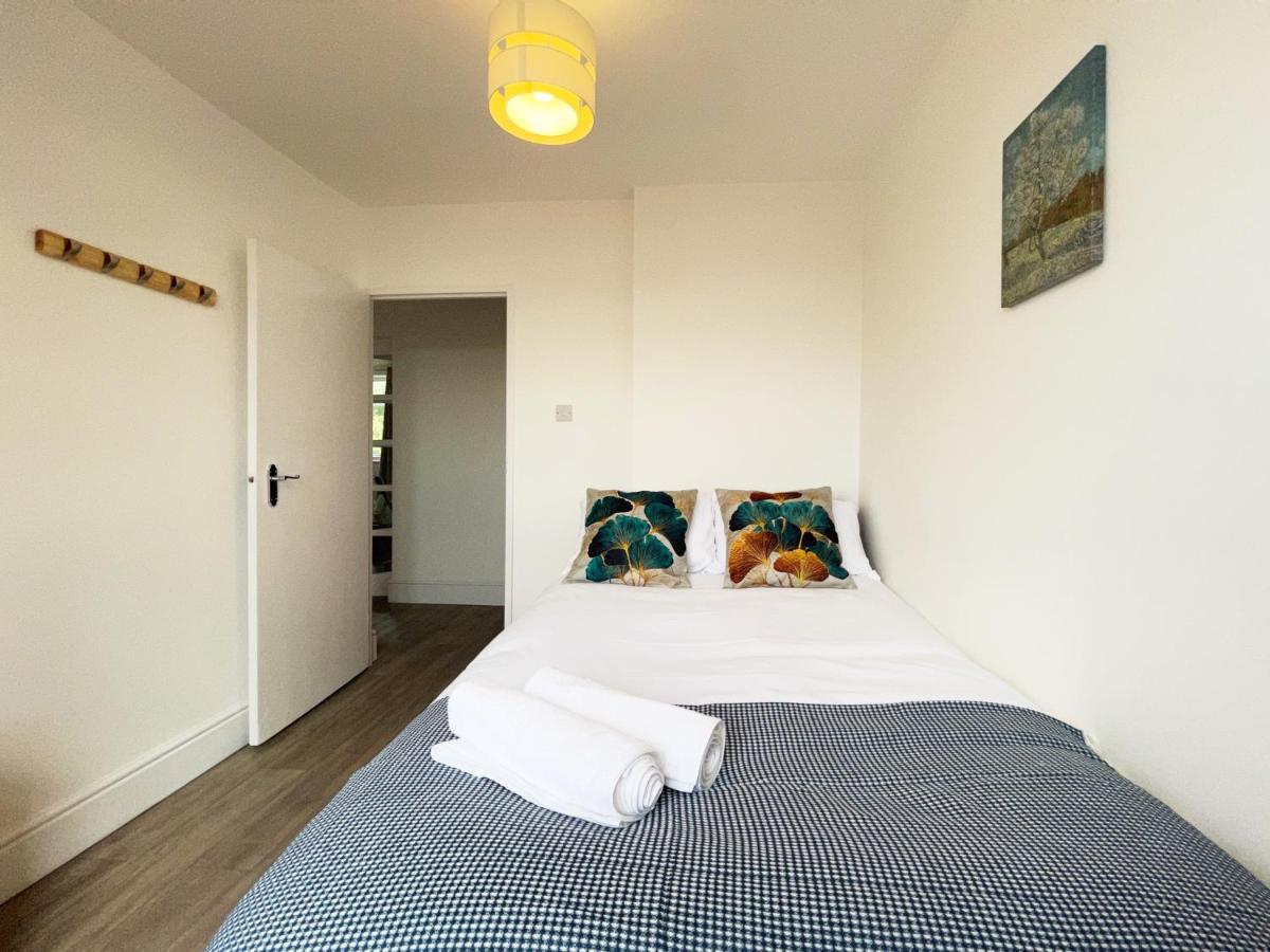 Sophie Place In Vauxhall - 3 Double Beds, 1 Sofa Bed, Spacious Londra Esterno foto